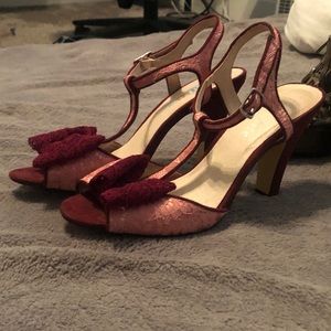 Cute Chelsea•Crew heels